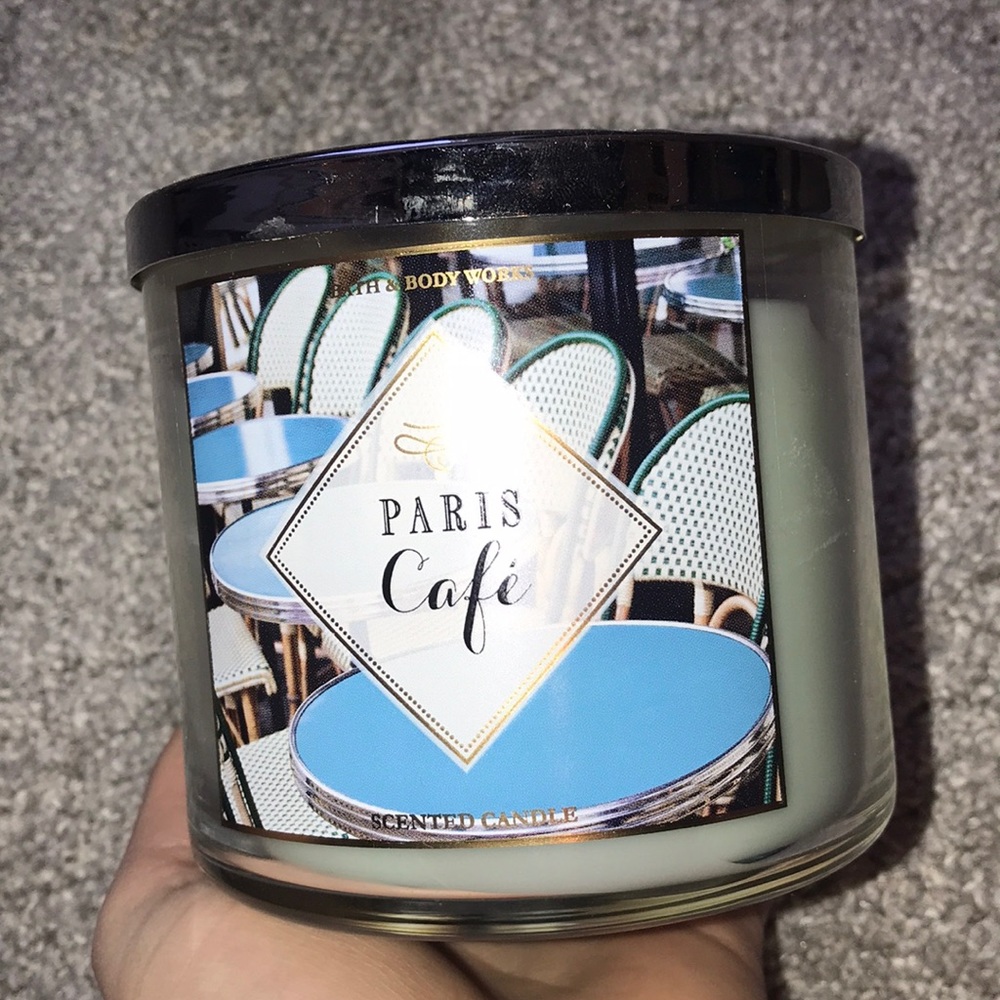 Bath and Body Works Candle- Paris Café